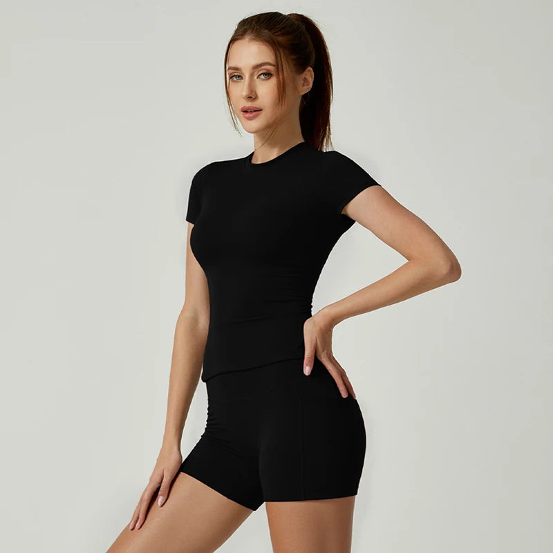 Women's Sports Yoga Set Seamless Knitted Fitness Gym Clothes Sportswear Short Sleeve Crop Top Tracksuits Gym Short Leggings